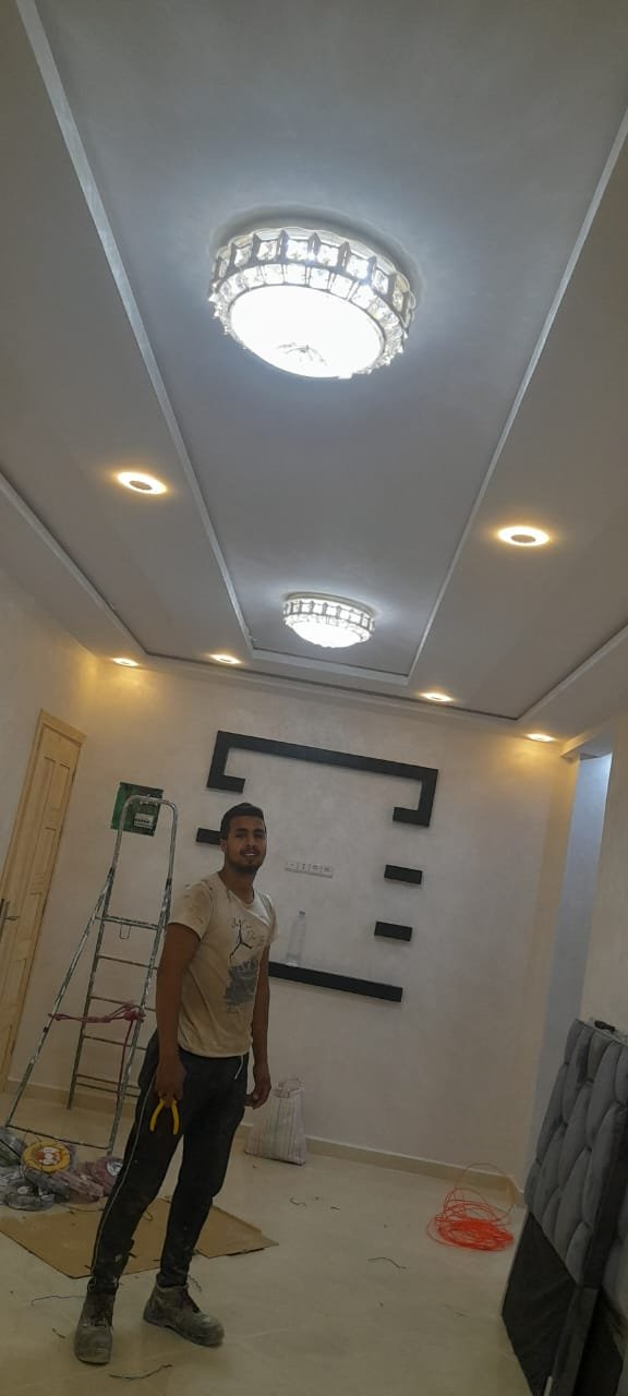 Mustapha Jlt ( Plâtre )